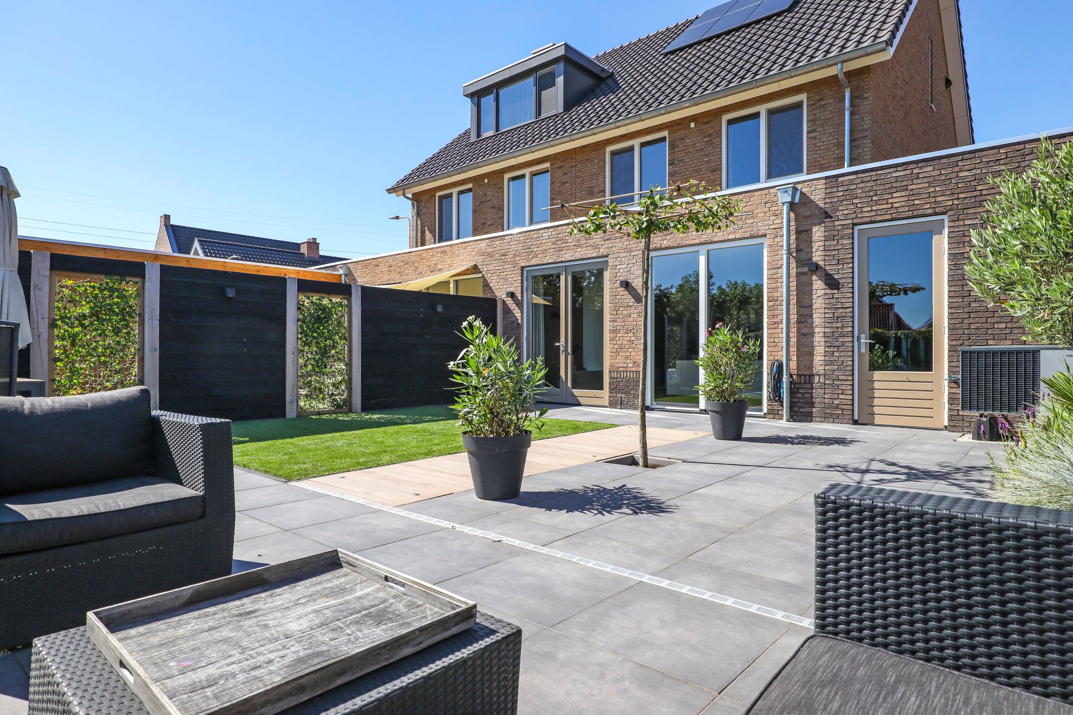 Foto 63 van Weegbree 10