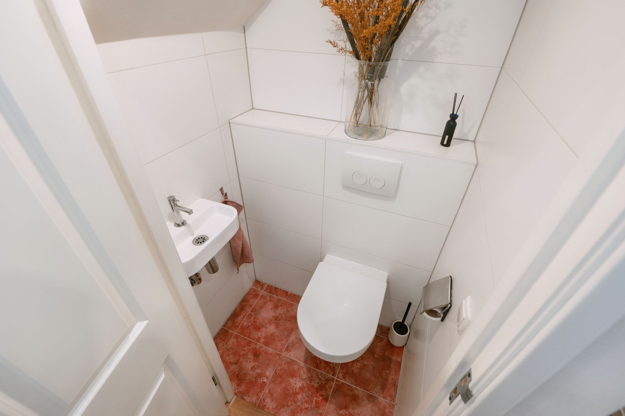 Foto 27 van Nicolaas Tulpstraat 64