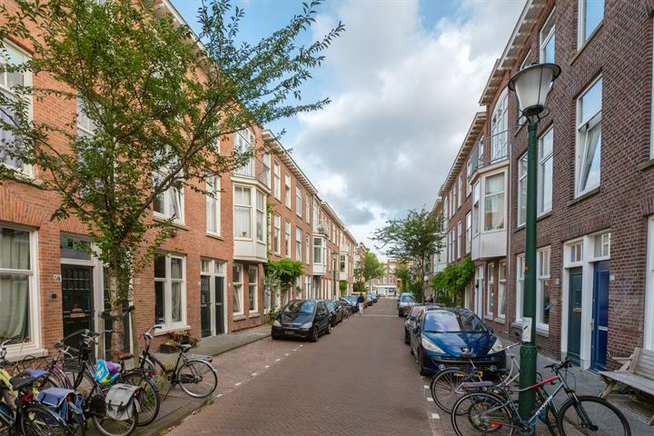 Bekijk foto 46 van Nicolaas Tulpstraat 64