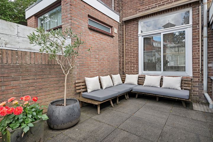 Bekijk foto 17 van Leeuwerikstraat 18