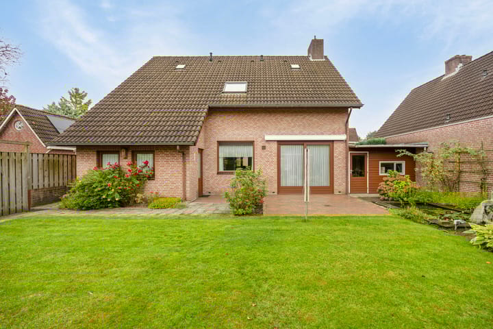 Foto 35 van Burgemeester Notermansstraat 28