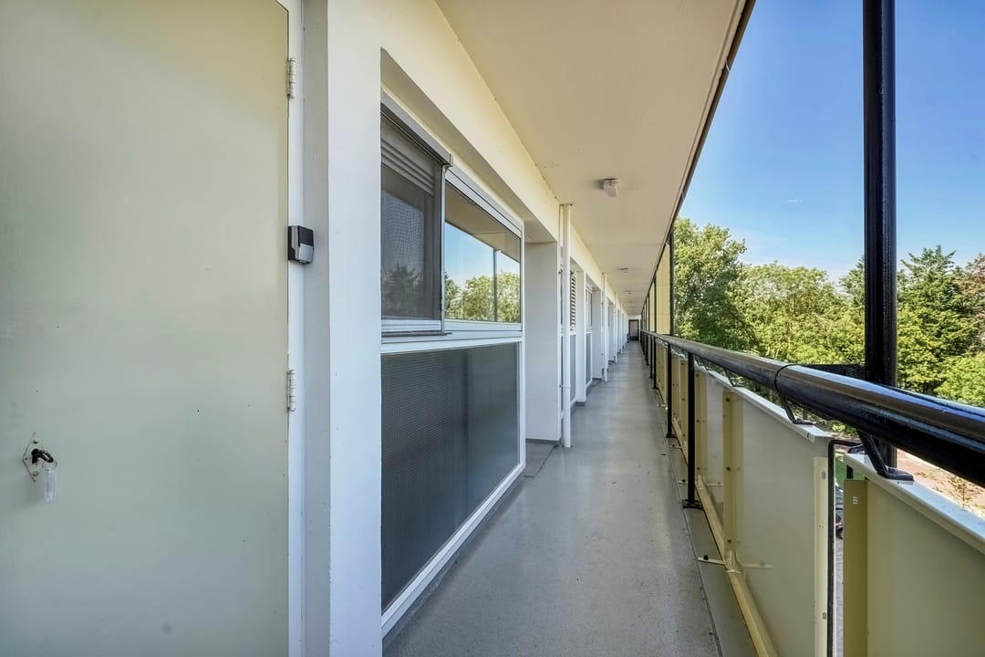 Foto 11 van Van Vollenhovenplein 49