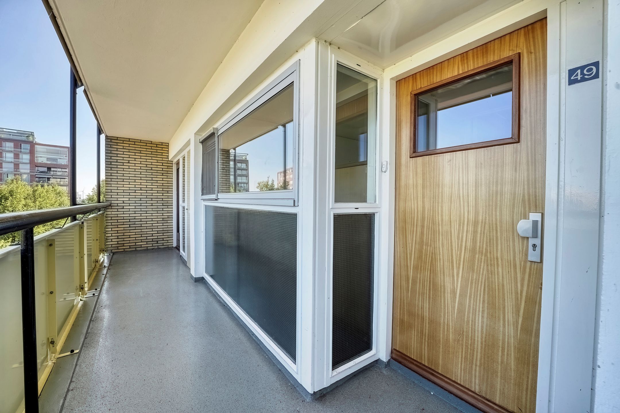 Foto 12 van Van Vollenhovenplein 49