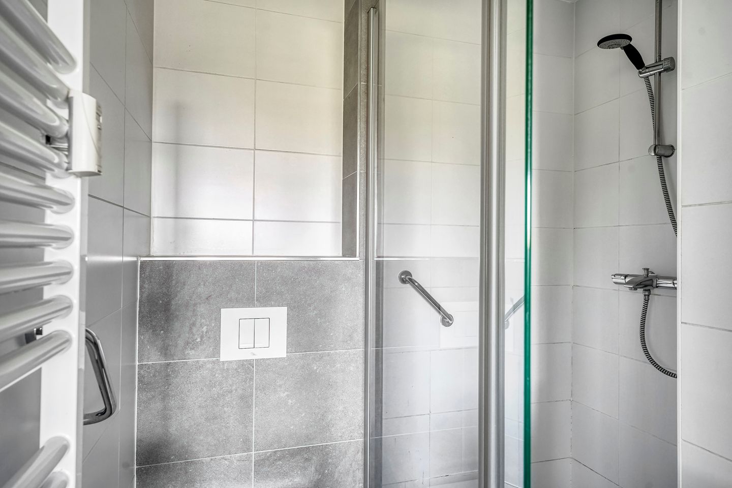 Foto 25 van Van Vollenhovenplein 49