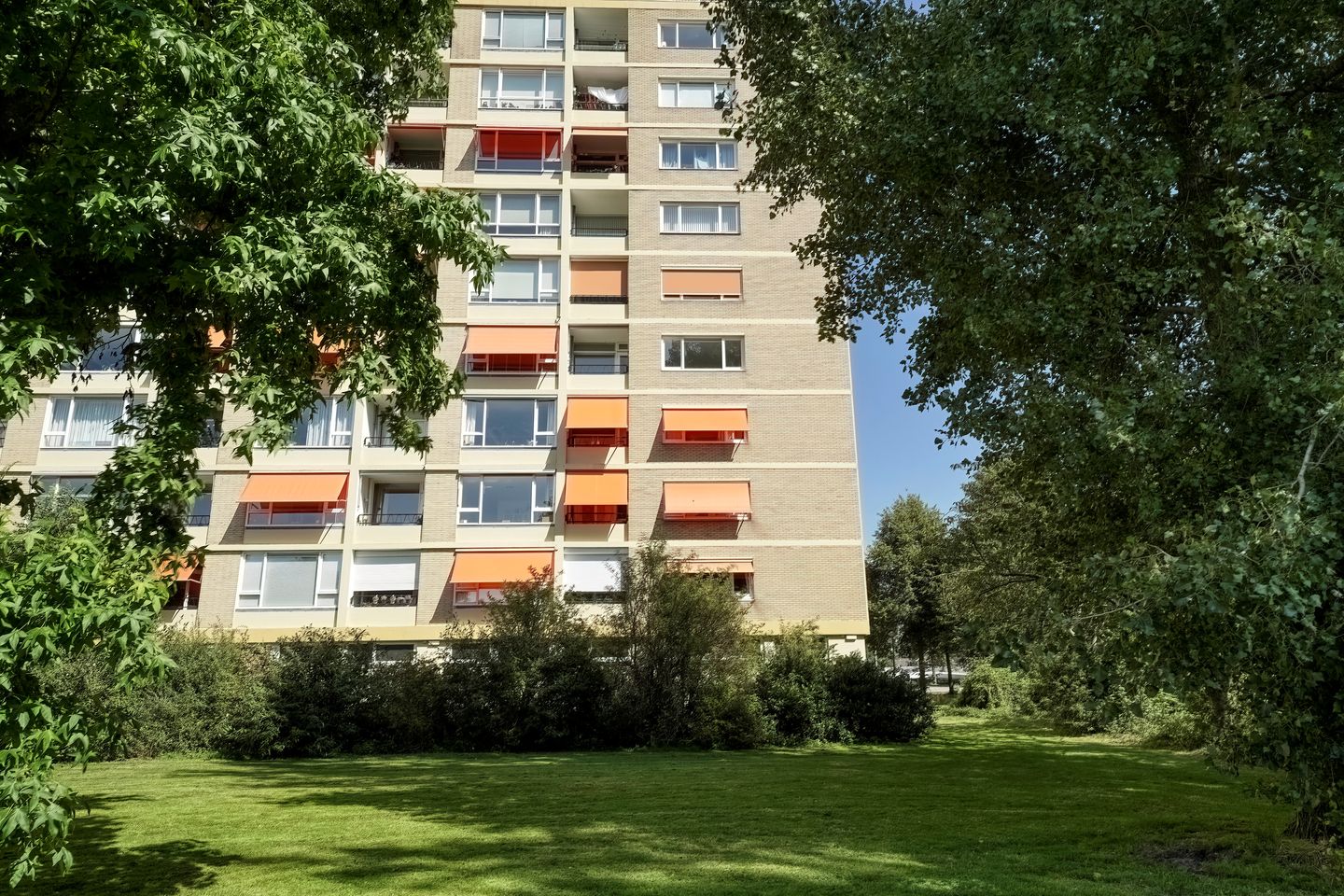 Foto 29 van Van Vollenhovenplein 49