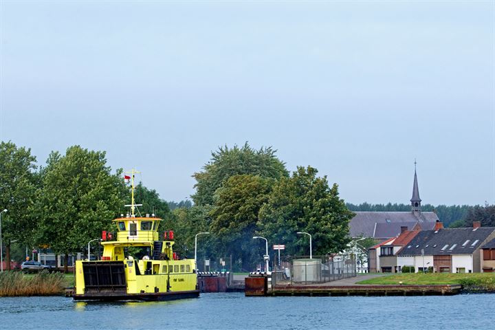 Bekijk foto 23 van Middenstraat 71