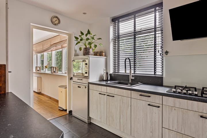 Foto 11 van Pieter van Ginnekenstraat 6