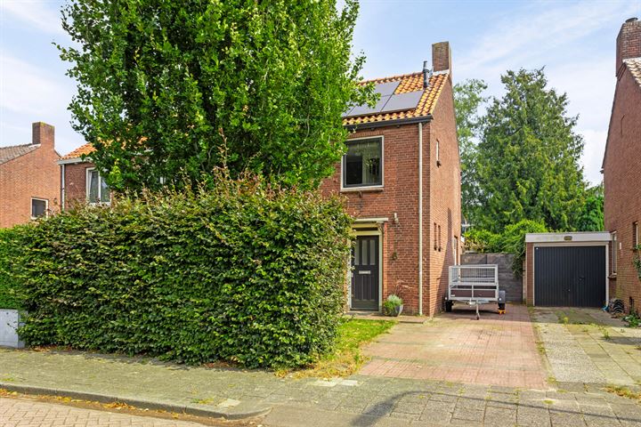 Bekijk foto 17 van Pieter van Ginnekenstraat 6