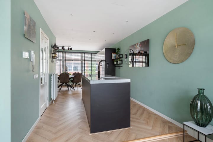 Foto 5 van Oostvoornsestraat 23-A