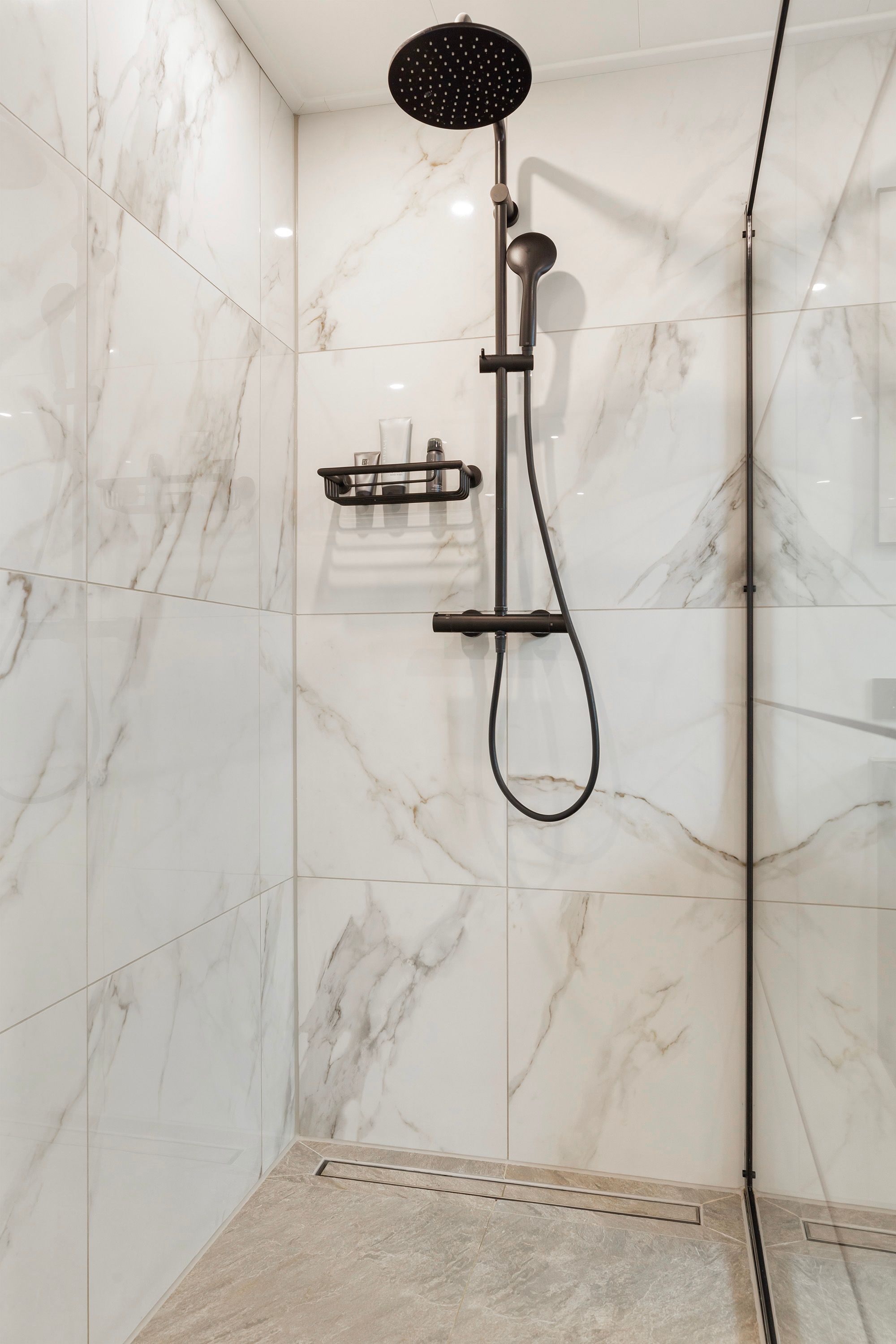 Foto 27 van Oostvoornsestraat 23-A