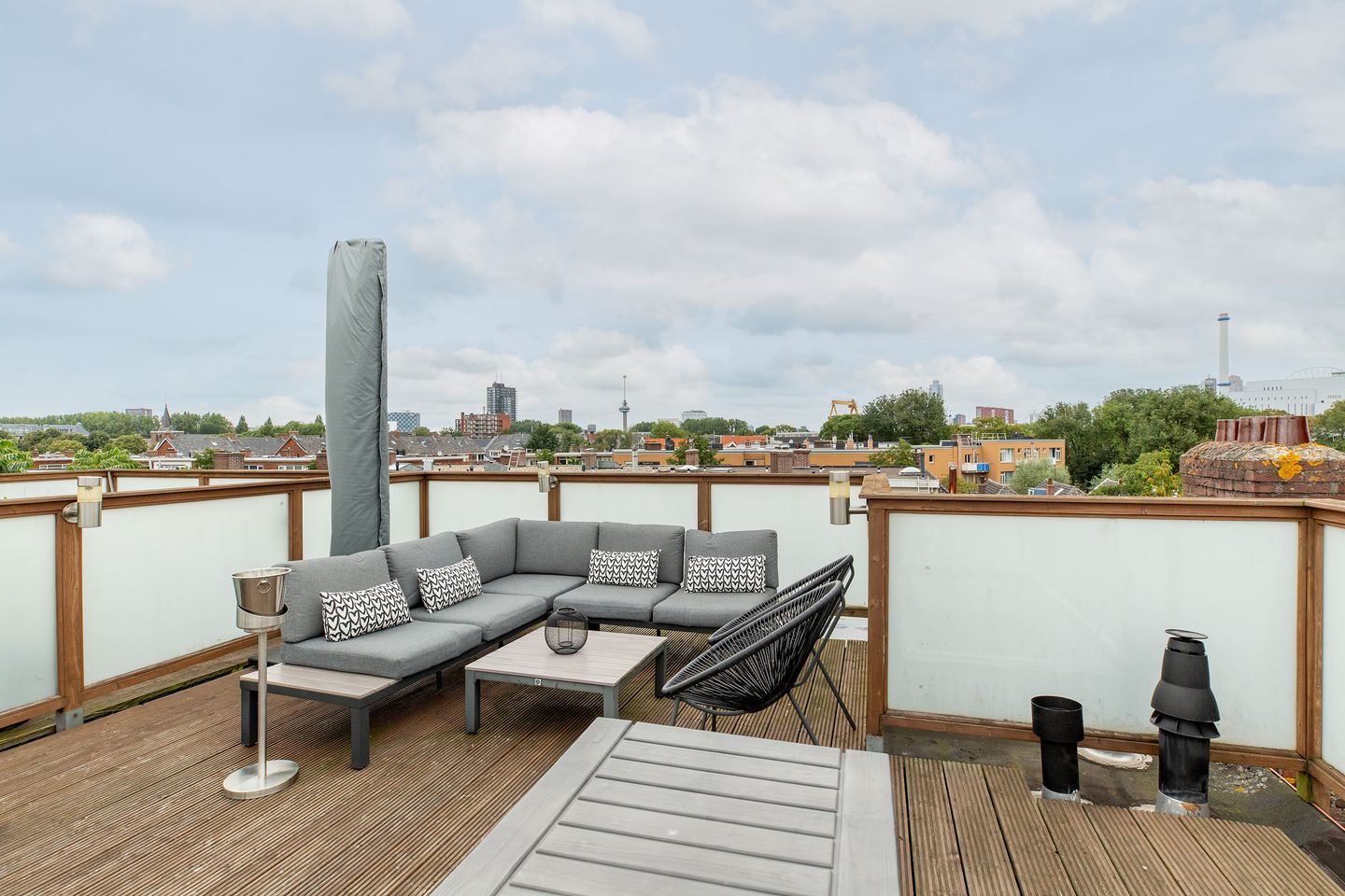 Foto 34 van Oostvoornsestraat 23-A