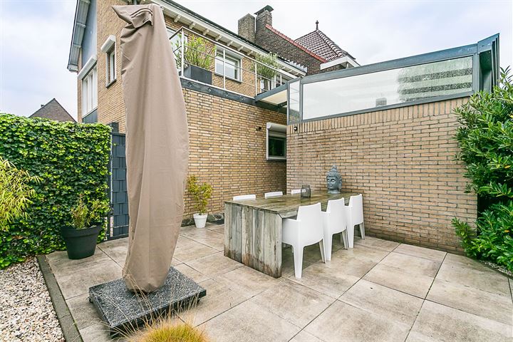 View photo 41 of Prins Bernhardstraat 74