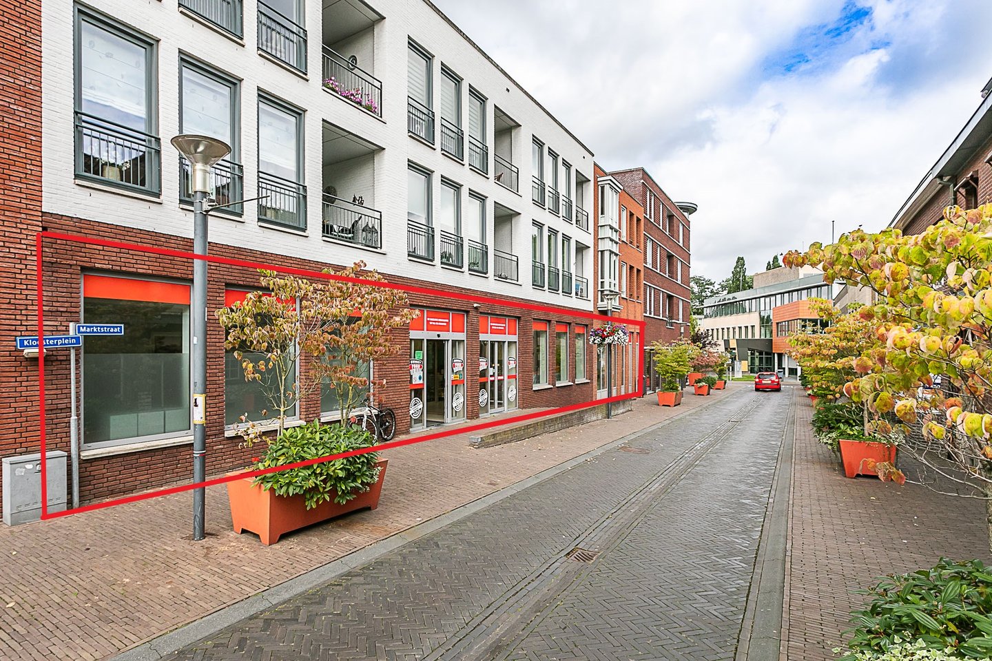 Bekijk foto 1 van Marktstraat 1