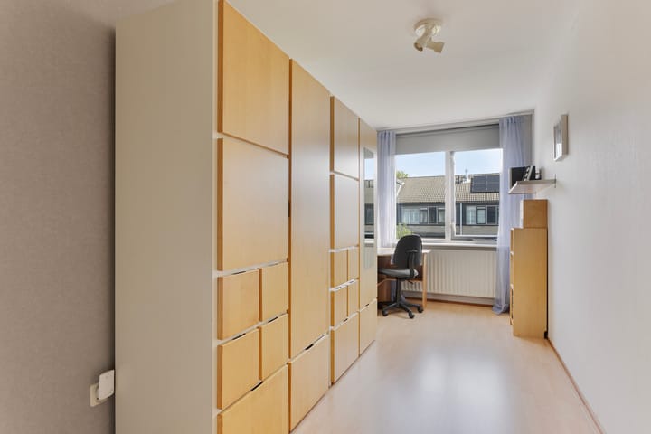 Foto 13 van Marty Feldmanstraat 59