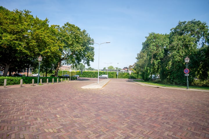 Bekijk foto 44 van Baanstraat 30