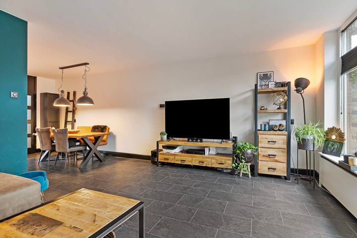 Foto 9 van Robinia 9