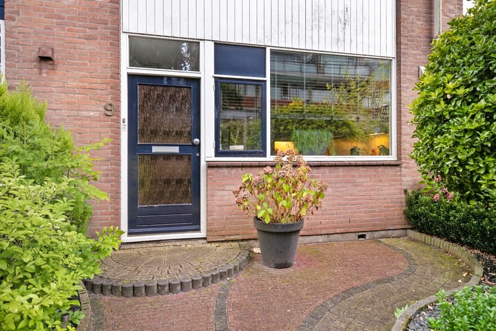 Foto 2 van Robinia 9