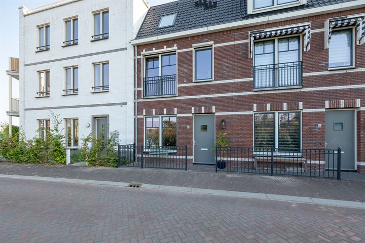 View photo 26 of Fort Heemstedestraat 69