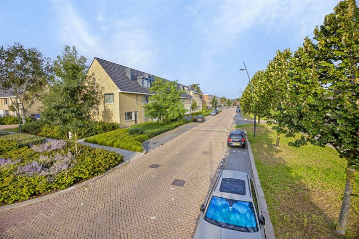 View photo 33 of Loevensteinlaan 111