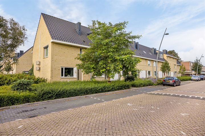 View photo 35 of Loevensteinlaan 111