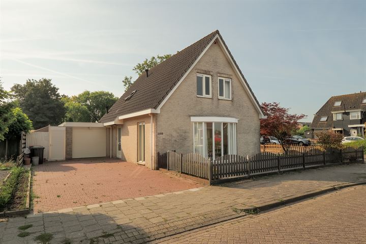 Bekijk foto 4 van Dokter Poolstraat 108