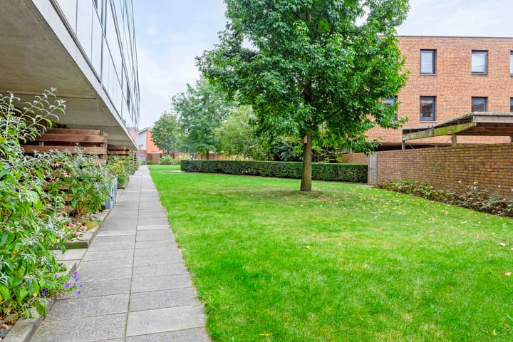 Photo 34 of Korianderstraat 166
