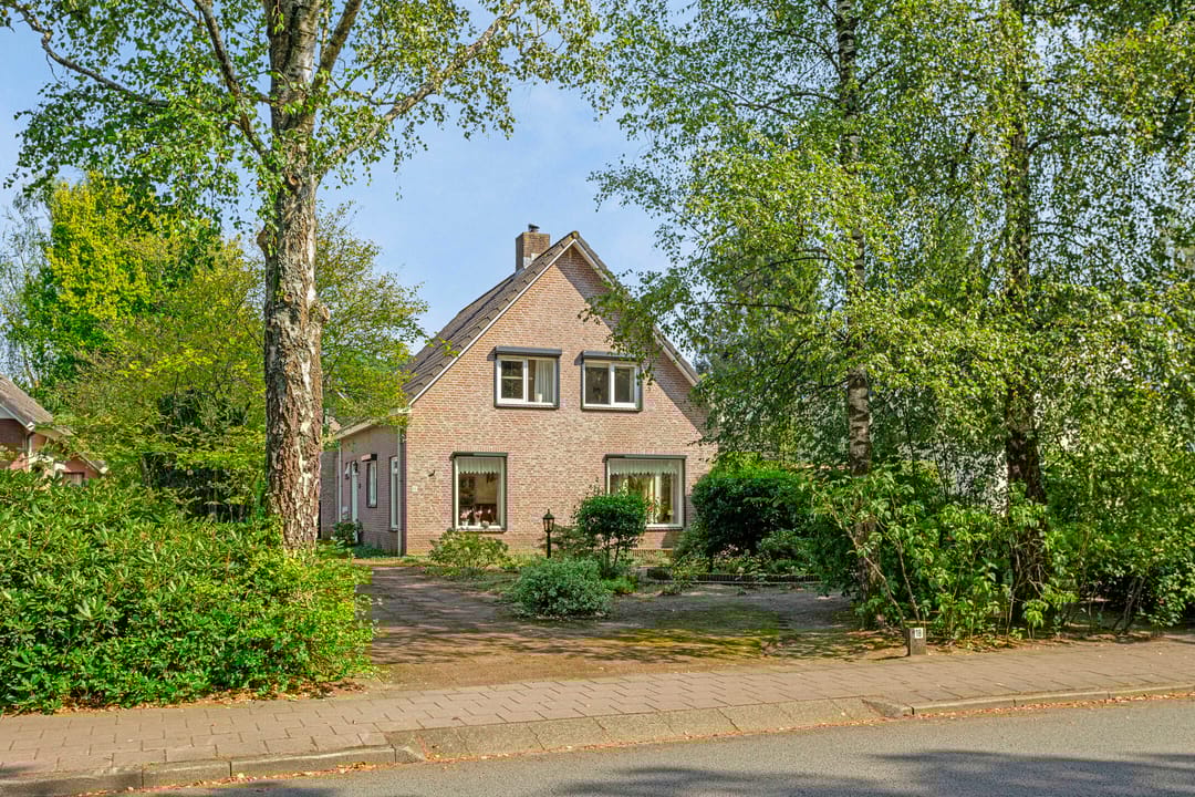 Photo 2 of Albertlaan 18