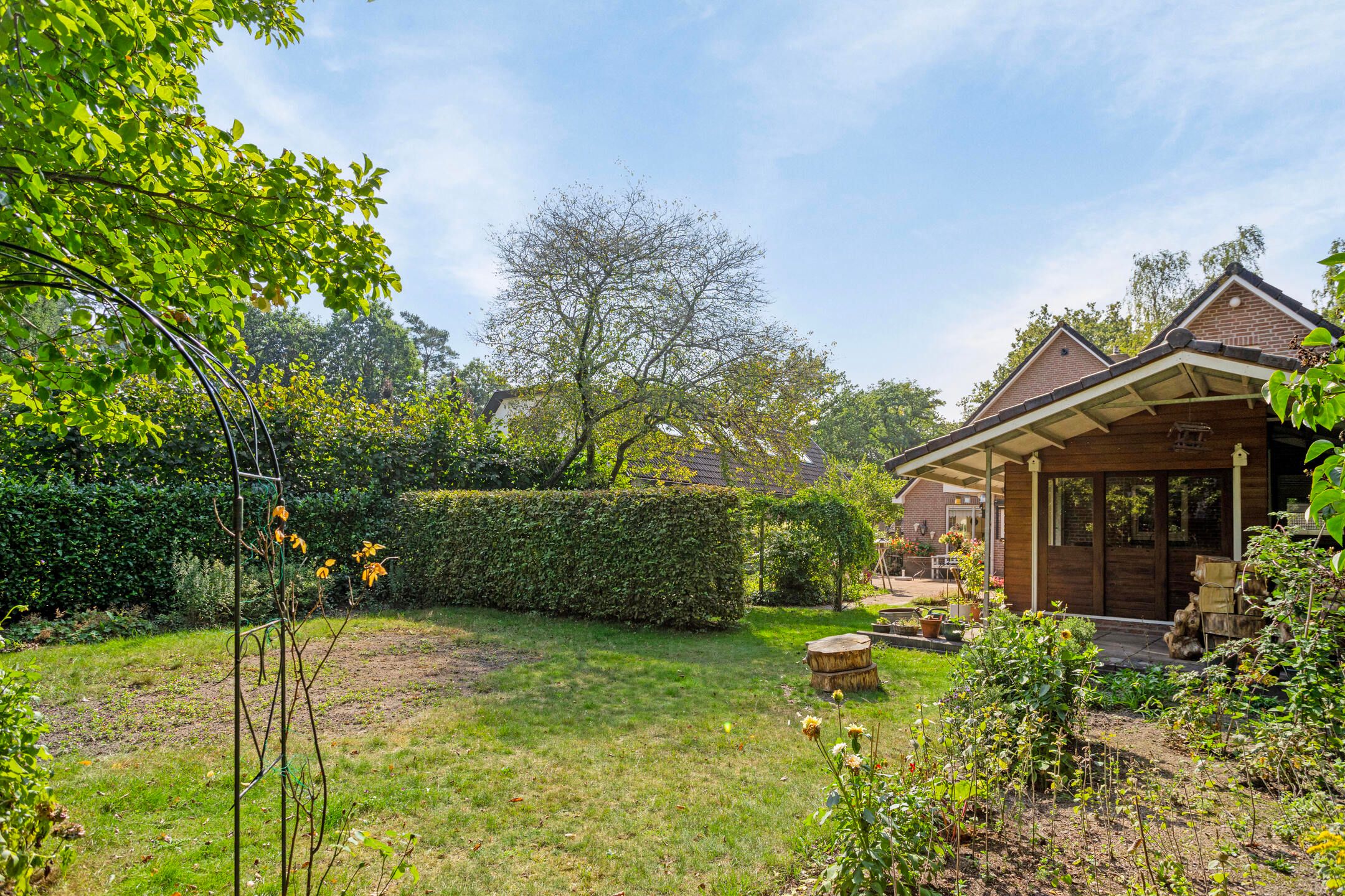 Photo 48 of Albertlaan 18