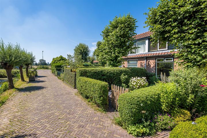 Bekijk foto 25 van Voordorpsedijk 55