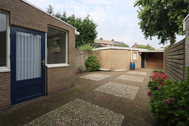 Bekijk foto 10 van Hulststraat 20