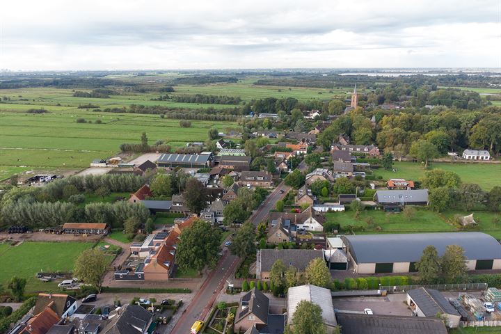 Bekijk foto 26 van Nieuw-Loosdrechtsedijk 121