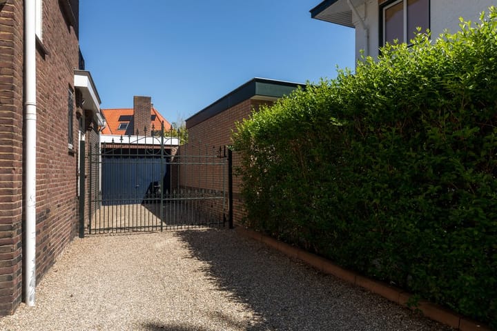 Foto 2 van da Costaweg 13