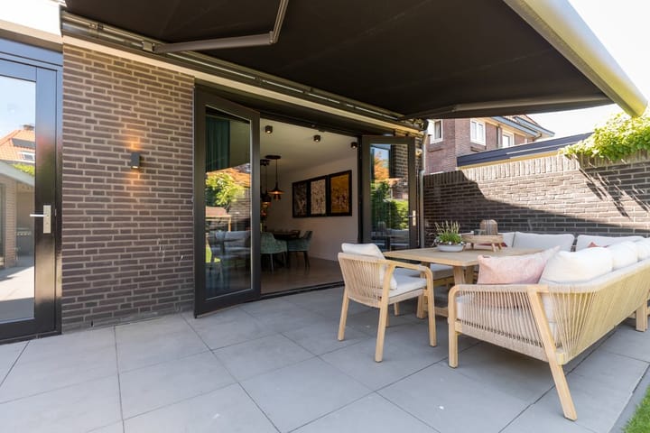 Foto 35 van da Costaweg 13