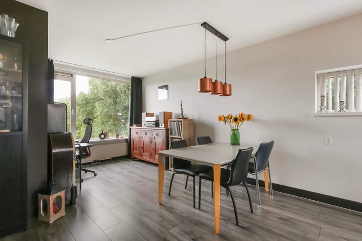 Foto 5 van Van Karnebeekstraat 9