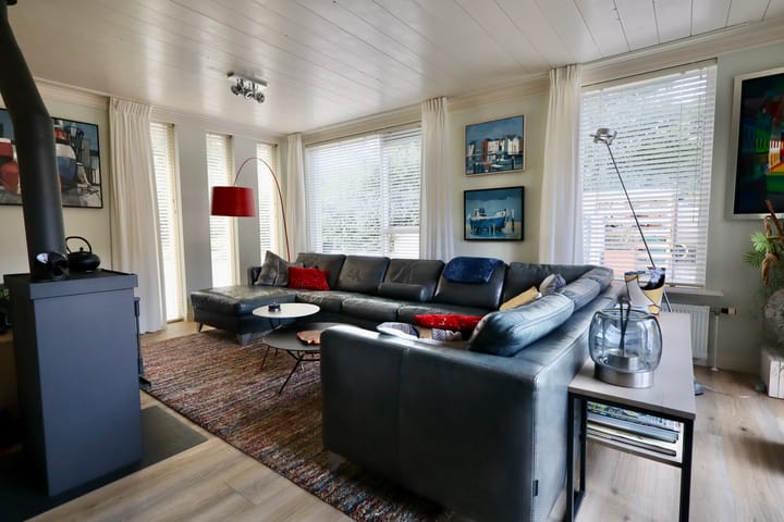 Foto 3 van Helmweg 6