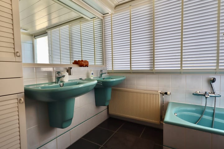 Foto 19 van Helmweg 6