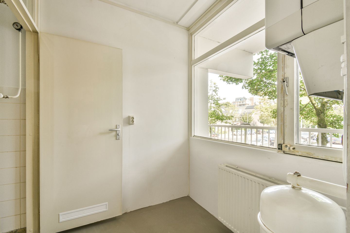 Photo 14 of Statenjachtstraat 398