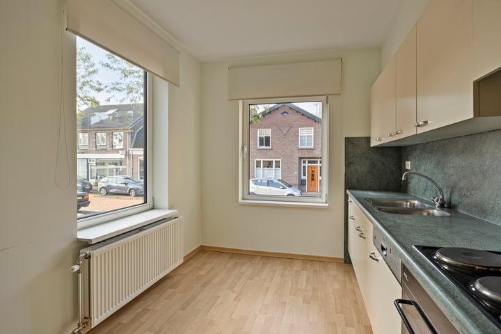 View photo 10 of Peperstraat 49