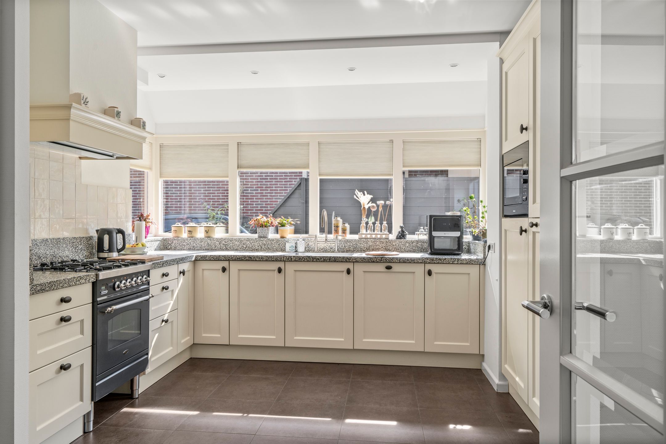 Foto 9 van Molenparkweg 39