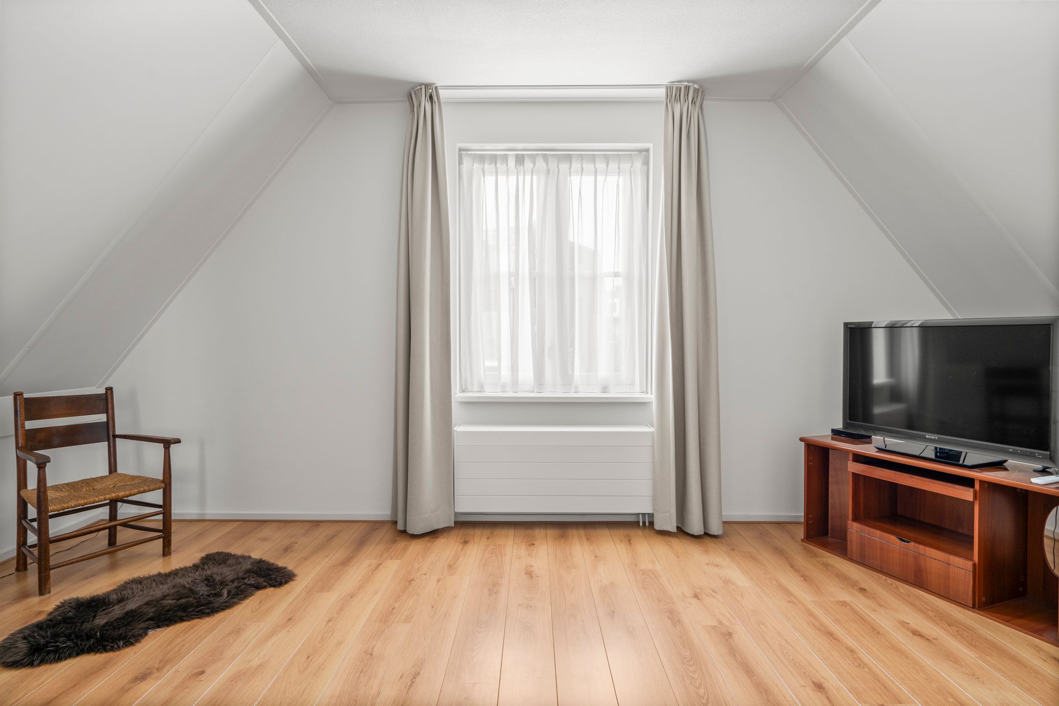 Foto 24 van Molenparkweg 39