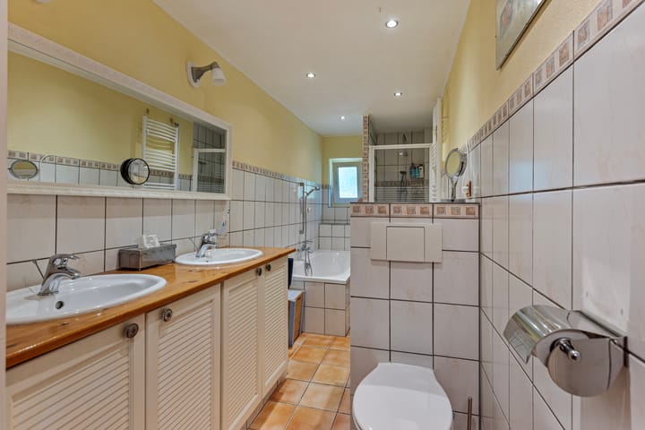 Photo 22 of Rutjensstraat 3