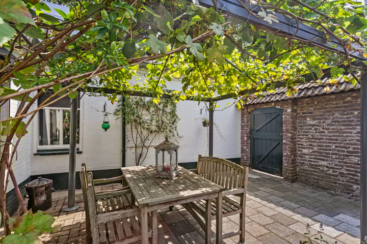 Photo 46 of Rutjensstraat 3