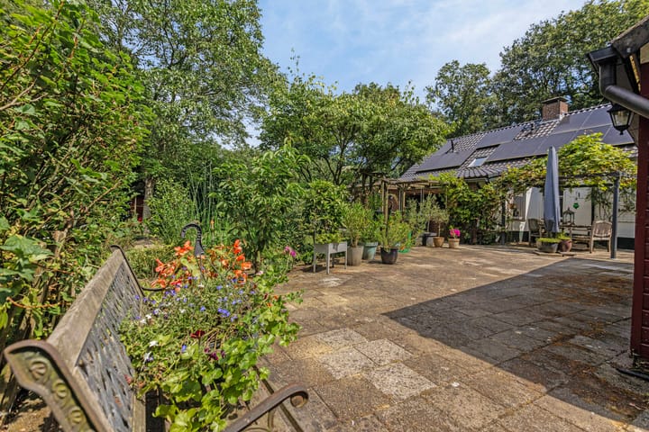 Photo 48 of Rutjensstraat 3