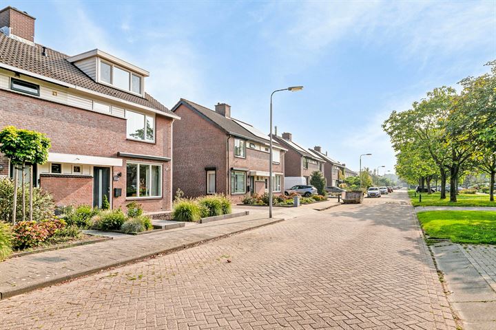 View photo 53 of Prinses Marijkestraat 58