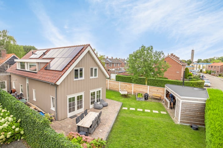 undefined main image