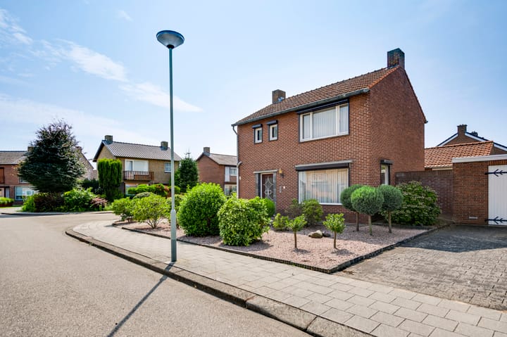 Foto 2 van Muncadostraat 4