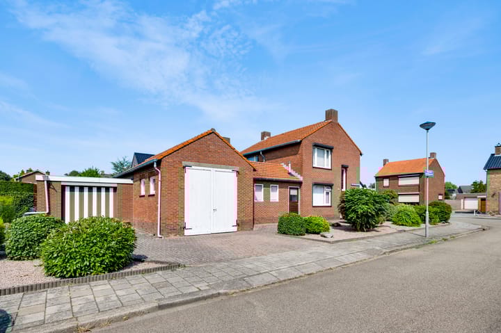 Foto 6 van Muncadostraat 4