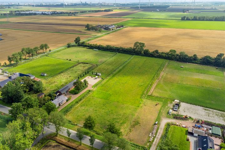 Bekijk foto van Meedhuizerweg kavel links 0 ong