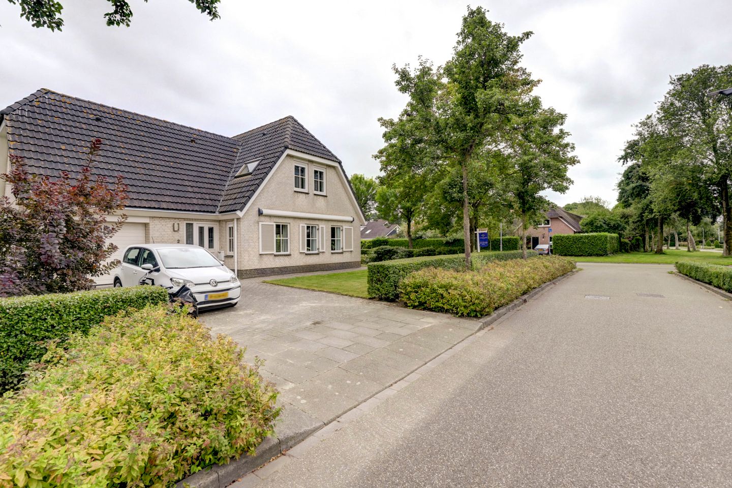 Foto 1 van Anna van Saksenlaan 2