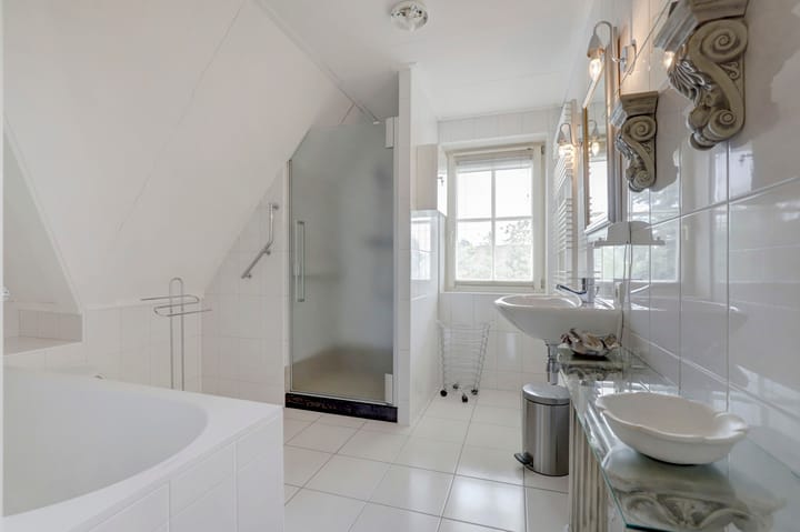 Foto 29 van Anna van Saksenlaan 2